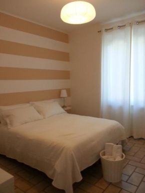 Отель Appartamento con giardino Dolcemare  Сестри Леванте
